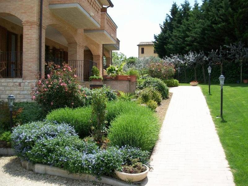Maison d'hôtes La Collina Del Sagrantino à Montefalco Extérieur photo