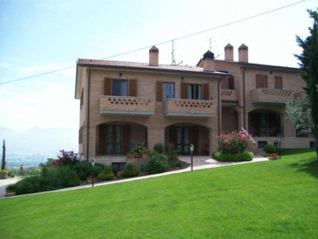 Maison d'hôtes La Collina Del Sagrantino à Montefalco Extérieur photo
