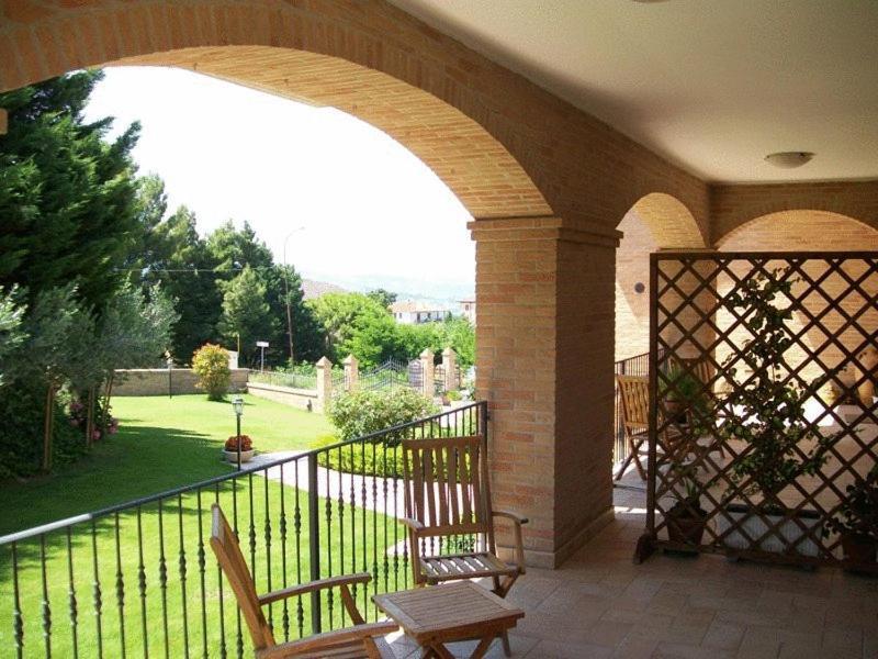Maison d'hôtes La Collina Del Sagrantino à Montefalco Extérieur photo