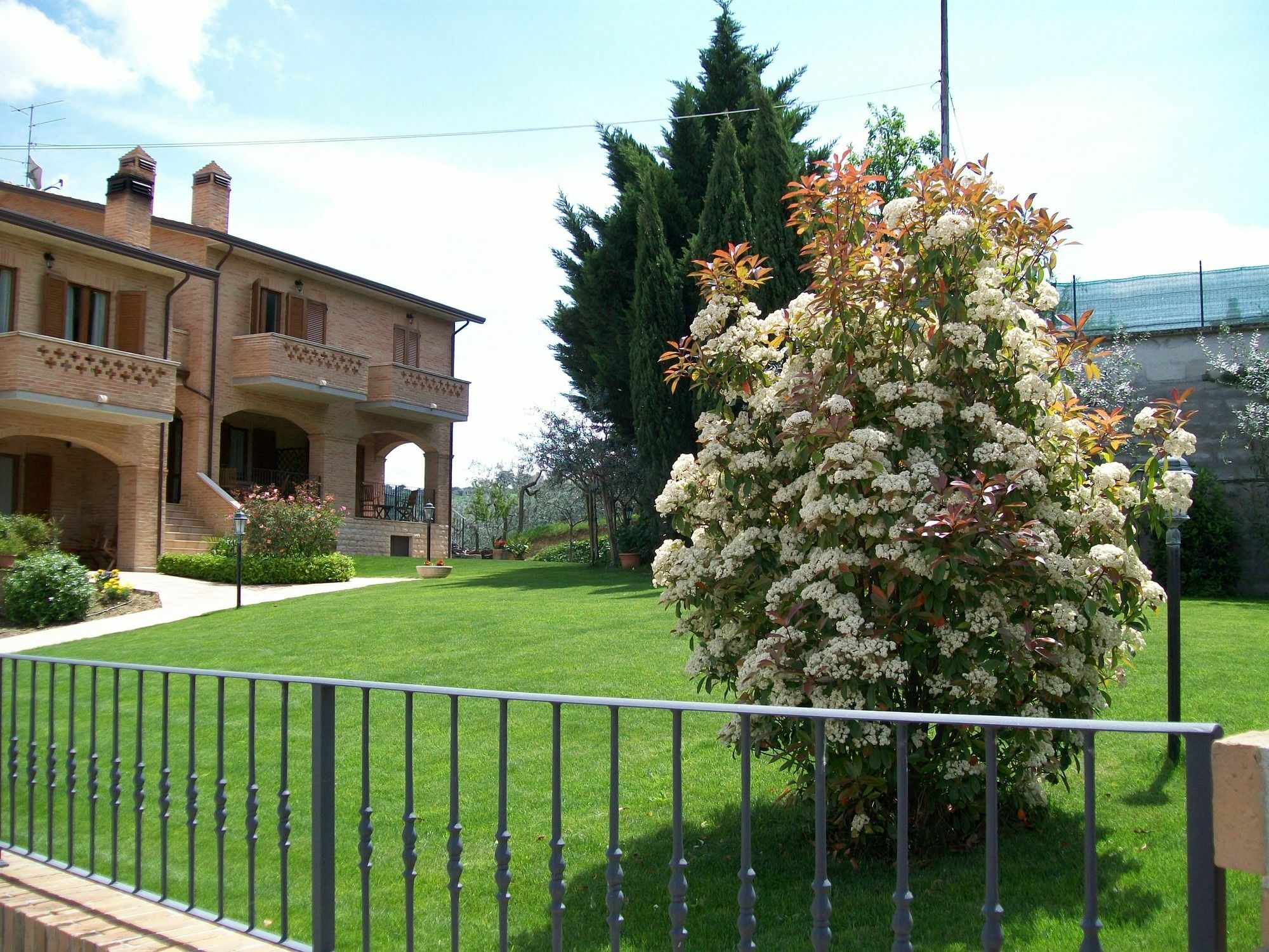 Maison d'hôtes La Collina Del Sagrantino à Montefalco Extérieur photo